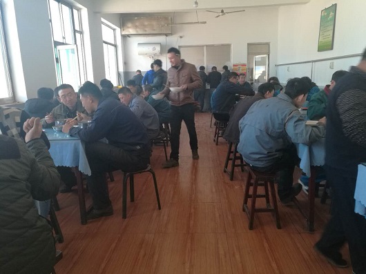 近日山西盛大鋼結構食堂被吃貨們擠爆啦，到底是何美味？