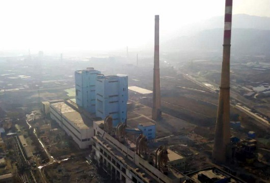 看太原一家鋼結(jié)構(gòu)廠房如何拆除?