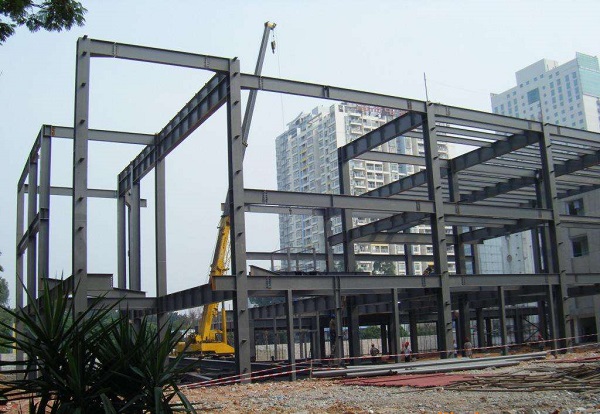 冬天鋼結構廠房的施工,需要注意這幾項